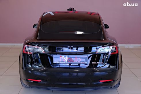 Tesla Model 3 2022 черный - фото 6