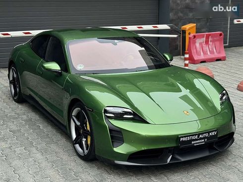 Porsche Taycan 2022 - фото 10