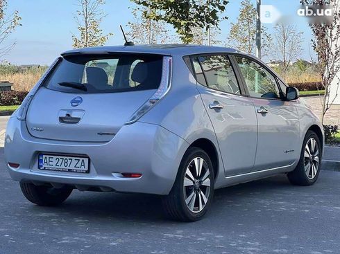 Nissan Leaf 2017 - фото 9