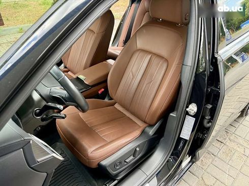 Audi A6 2020 - фото 25