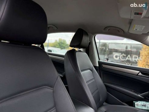 Volkswagen Passat 2020 - фото 14