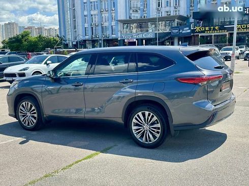 Toyota Highlander 2021 - фото 14