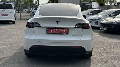 Tesla Model Y 2023 - фото 13