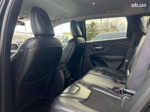 Jeep Cherokee 2019 - фото 22