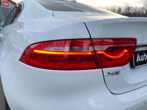 Jaguar XE 2015 белый - фото 30