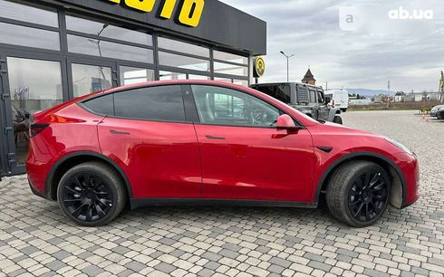 Tesla Model Y 2022 - фото 8