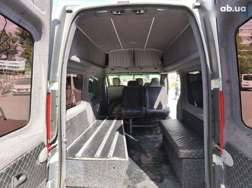 Renault Trafic 2008 - фото 11