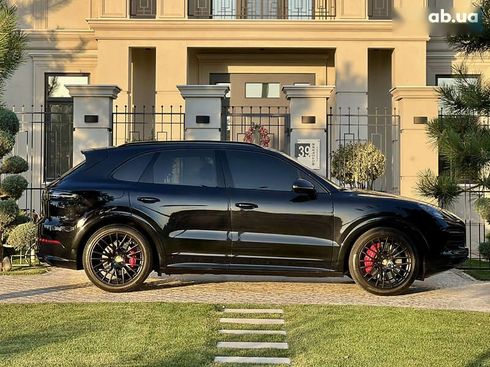 Porsche Cayenne 2022 - фото 18