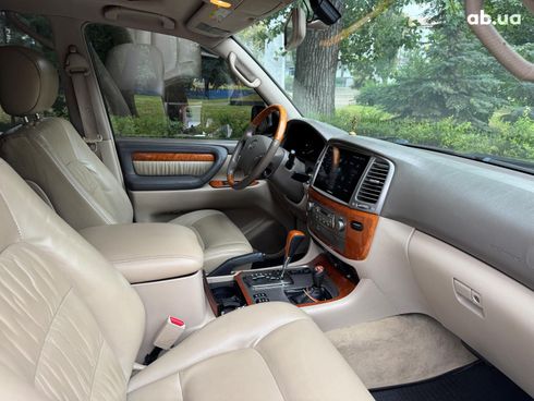 Lexus LX 2004 черный - фото 21