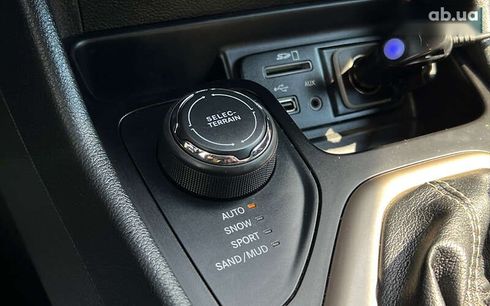 Jeep Cherokee 2015 - фото 16