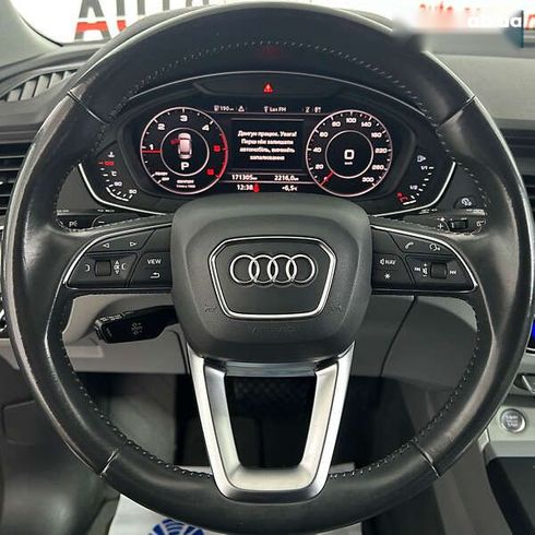 Audi Q5 2017 - фото 15