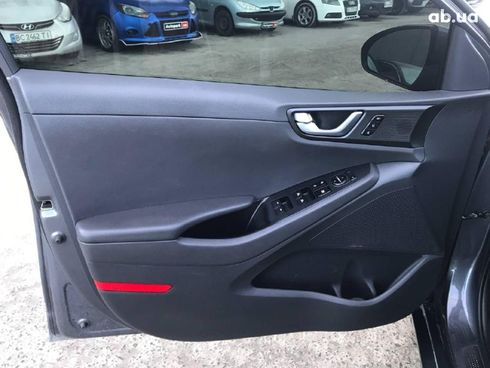 Hyundai Ioniq 2018 серый - фото 19