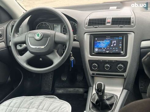 Skoda Octavia 2012 - фото 28