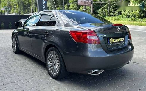 Suzuki Kizashi 2010 - фото 4