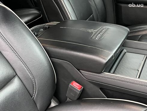 Dodge Ram 2021 черный - фото 39