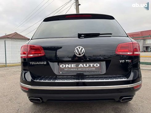 Volkswagen Touareg 2017 - фото 9