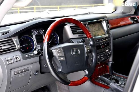 Lexus LX 2008 - фото 18