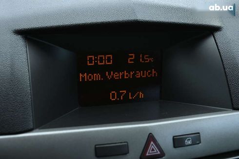 Opel Astra 2006 - фото 26