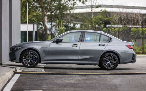 BMW 3 серия 2023 - фото 2