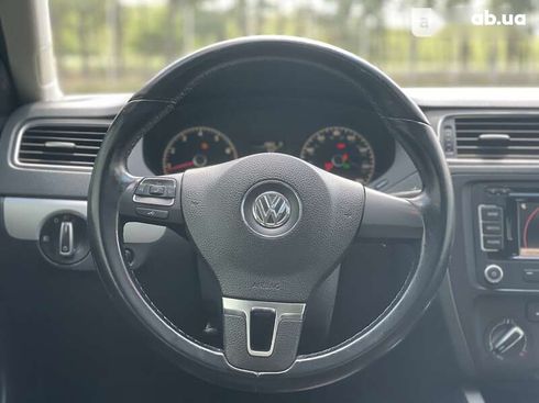 Volkswagen Jetta 2011 - фото 10