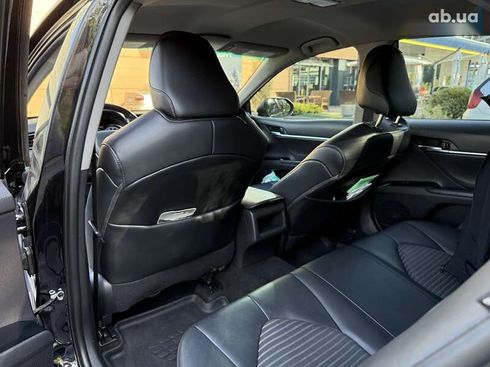 Toyota Camry 2020 - фото 22