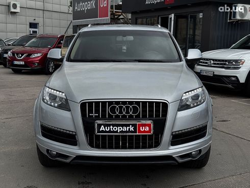 Audi Q7 2010 серый - фото 2