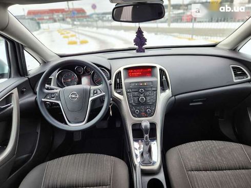Opel Astra 2010 - фото 11