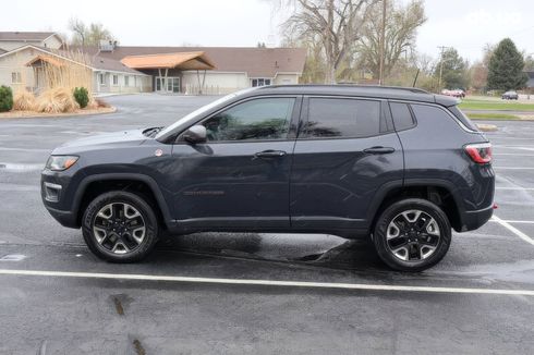 Jeep Compass 2018 серый - фото 3