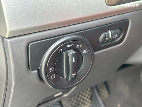 Volkswagen Touareg 2009 черный - фото 25