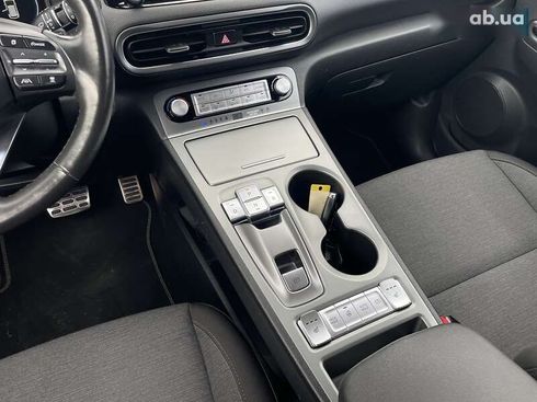 Hyundai Kona Electric 2021 - фото 19