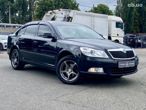 Skoda Octavia 2012 черный - фото 3