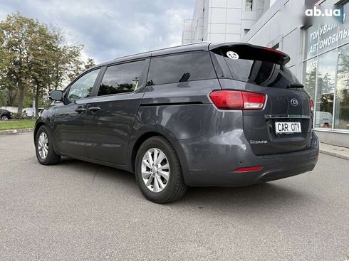 Kia Sedona 2017 - фото 5