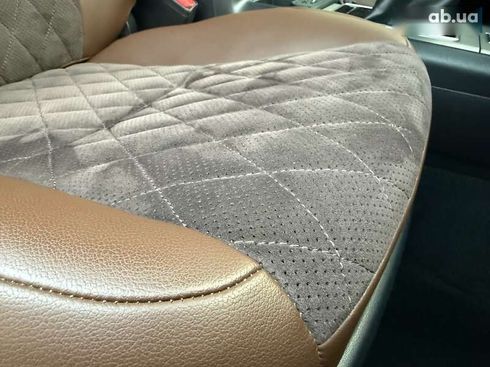Toyota Land Cruiser Prado 2021 - фото 27