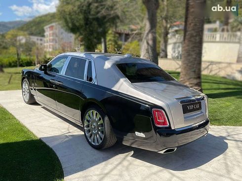 Rolls-Royce Phantom 2021 - фото 4