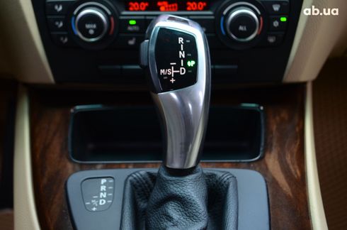 BMW 3 серия 2011 синий - фото 14