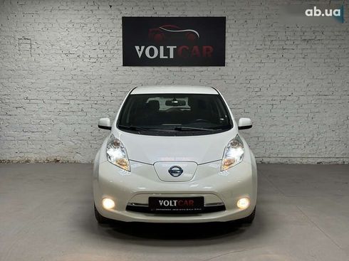 Nissan Leaf 2013 - фото 2