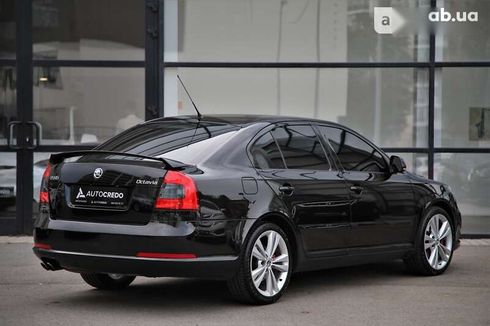 Skoda Octavia 2010 - фото 2