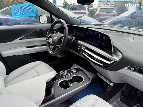 Cadillac Lyriq 2022 - фото 20