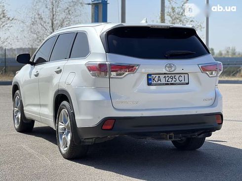 Toyota Highlander 2015 - фото 10