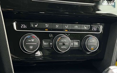 Volkswagen Passat 2016 - фото 16