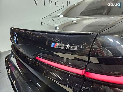 BMW i7 2024 - фото 10