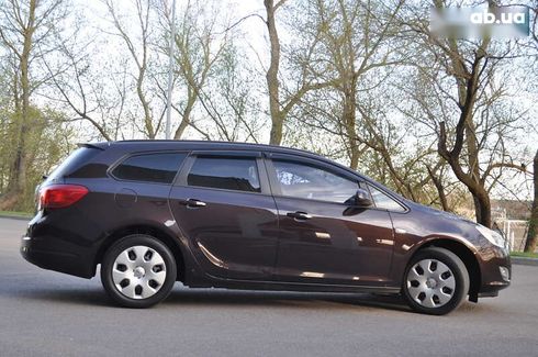 Opel Astra 2012 - фото 5