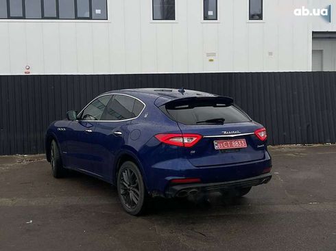 Maserati Levante 2020 - фото 12