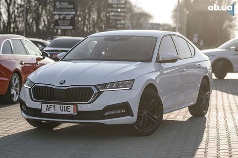 Skoda Octavia 2021 - фото 3