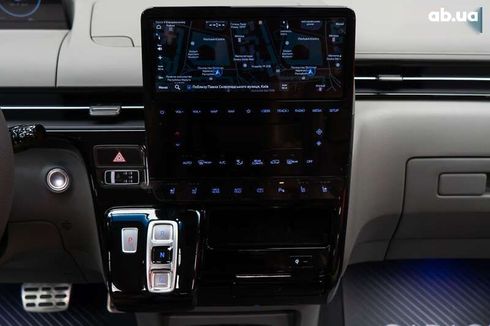 Hyundai Staria 2025 - фото 28