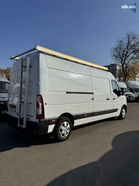 Renault Master 2020 - фото 12