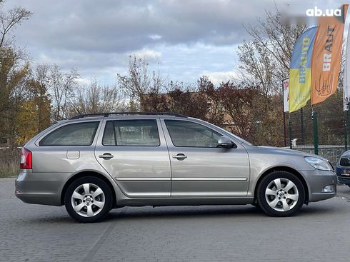 Skoda Octavia 2009 - фото 16