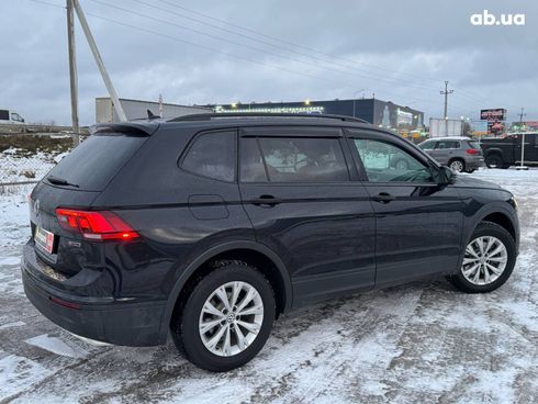 Volkswagen Tiguan 2020 черный - фото 14