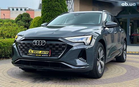 Audi Q8 e-tron 2024 - фото 3