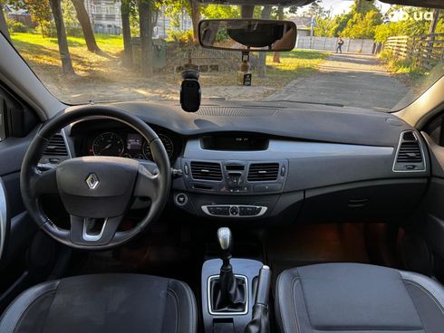 Renault Laguna 2011 бежевый - фото 26